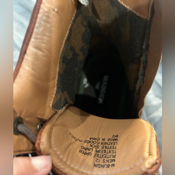 Men’s Steve Madden Dress shoes - Picture 3 of 6